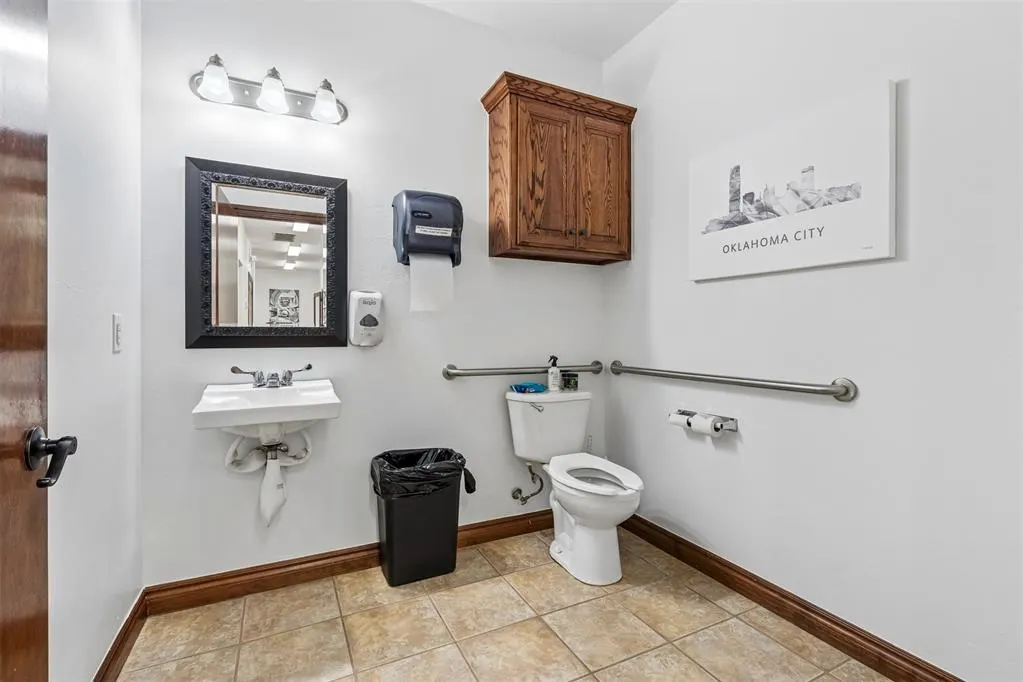 Photo 30 — 2949 S Bryant Avenue, Edmond, OK 73013