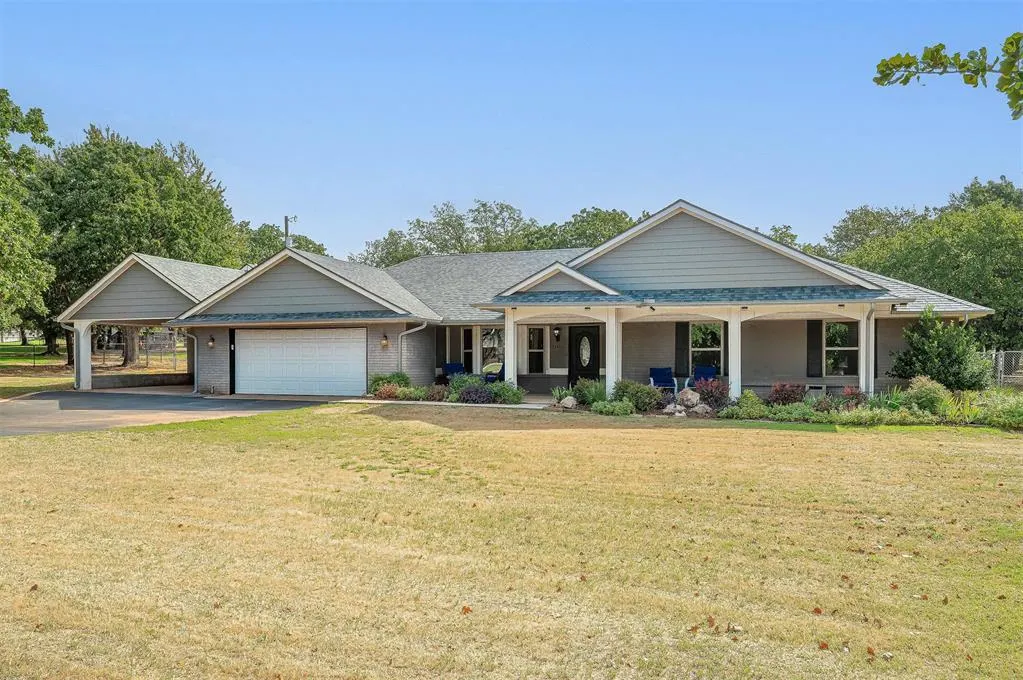 Front exterior — 11416 Wolf Creek Road, Guthrie, OK 73044