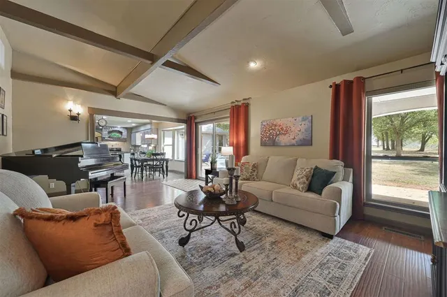 Photo 5 — 11416 Wolf Creek Road, Guthrie, OK 73044