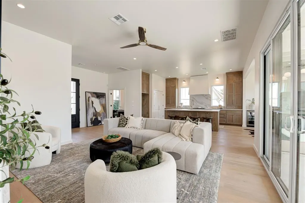Photo 4 — 2432 Amante Court, Edmond, OK 73034