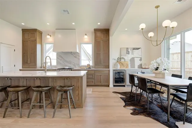 Photo 8 — 2432 Amante Court, Edmond, OK 73034