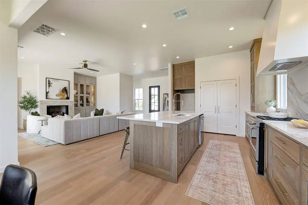 Photo 11 — 2432 Amante Court, Edmond, OK 73034