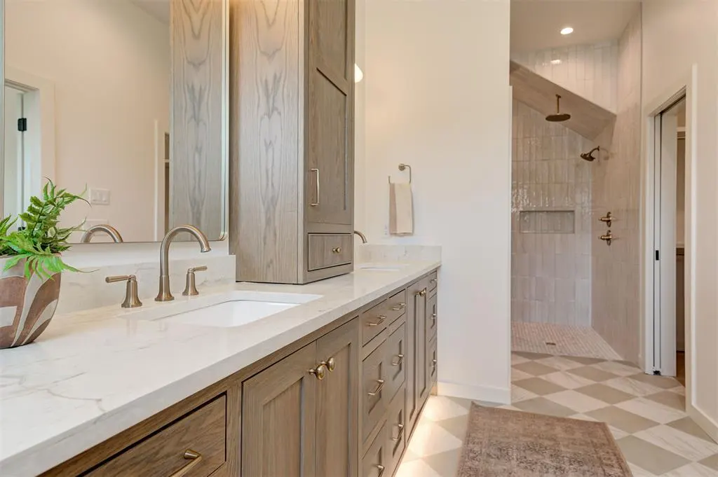 Photo 22 — 2432 Amante Court, Edmond, OK 73034