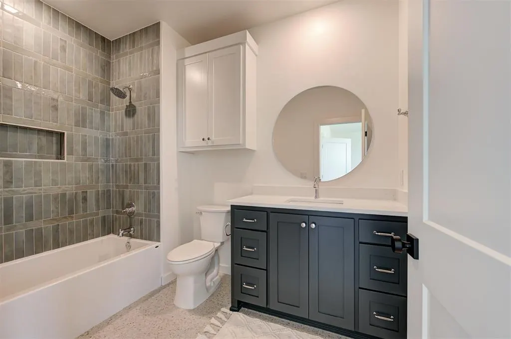 Photo 32 — 2432 Amante Court, Edmond, OK 73034