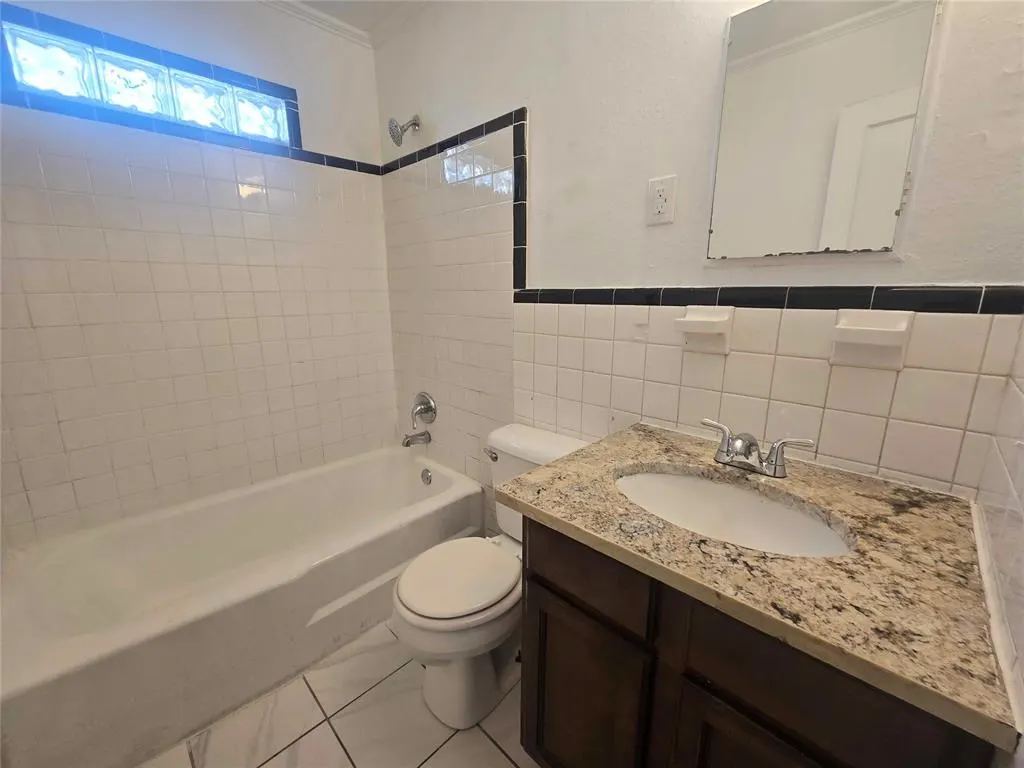 Photo 13 — 3824 NW 25th Street, Oklahoma City, OK 73107
