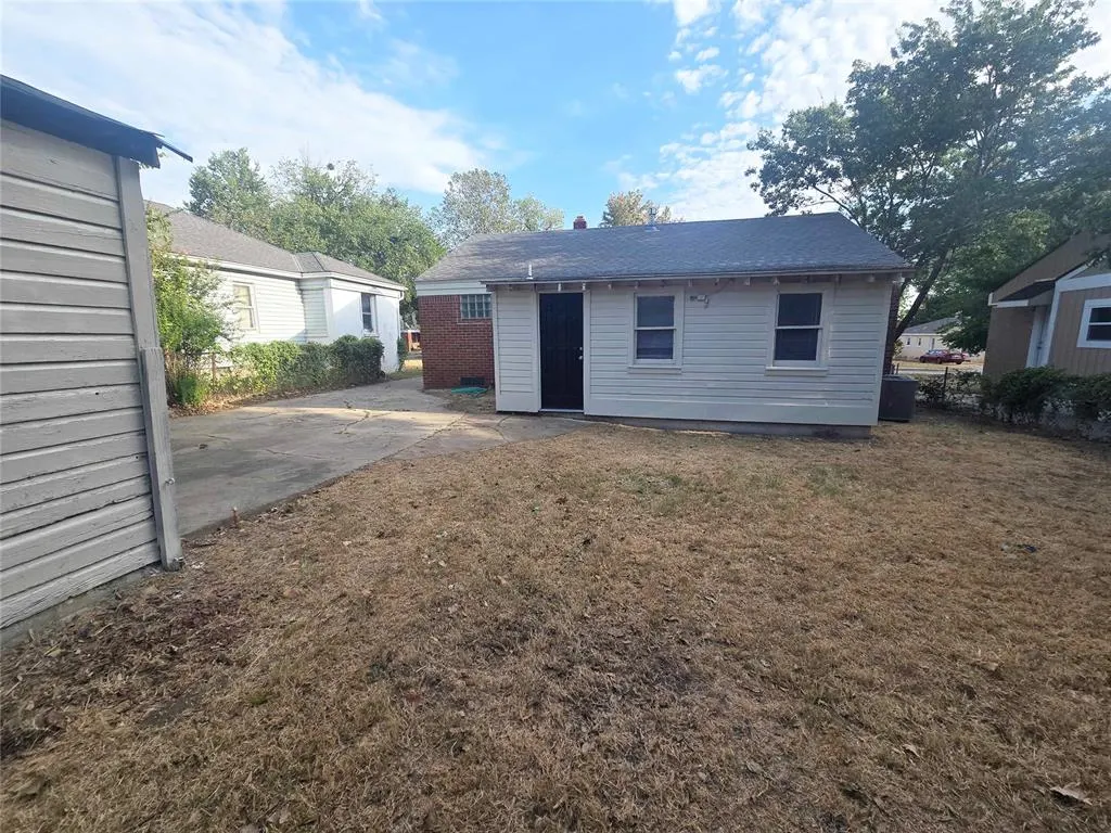 Photo 15 — 3824 NW 25th Street, Oklahoma City, OK 73107