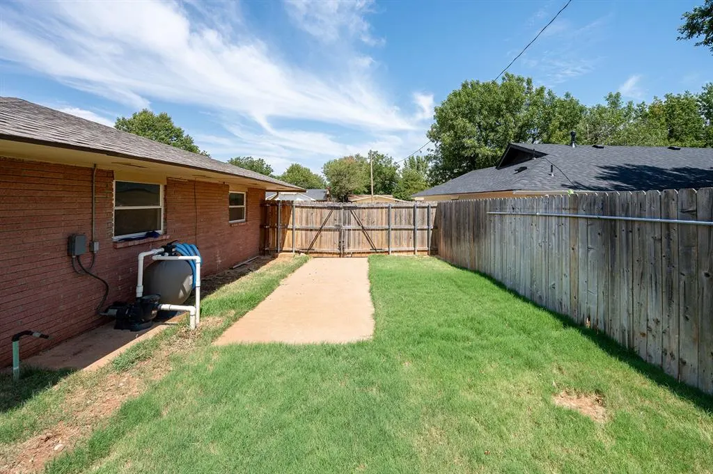 Photo 32 — 3108 Chaucer Drive, Oklahoma City, OK 73120