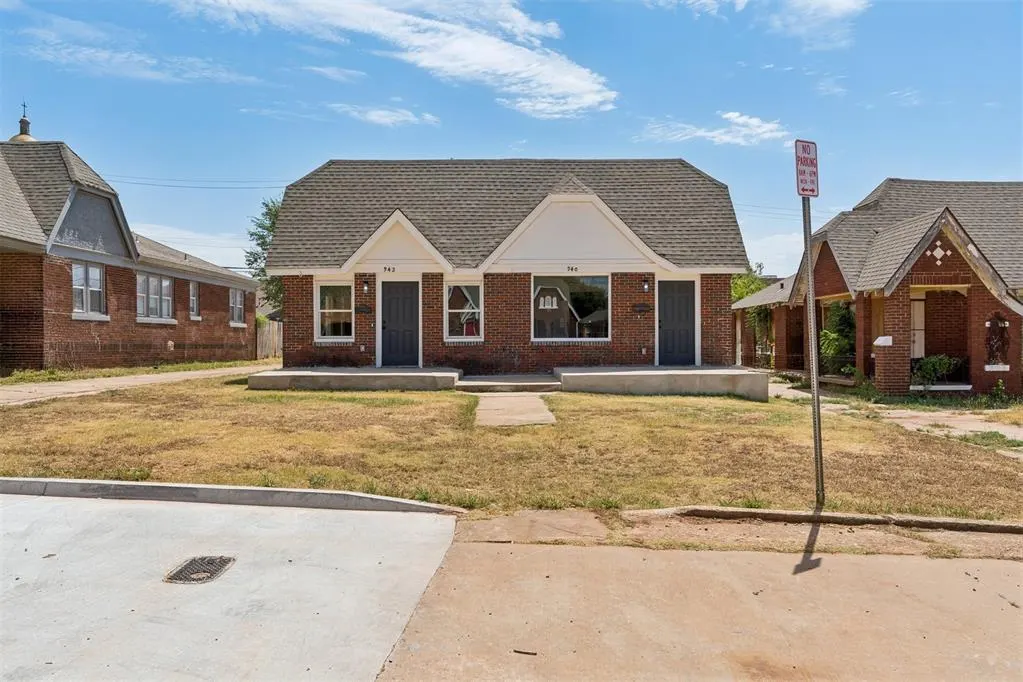 Front exterior — 940 East Drive, Oklahoma City, OK 73105