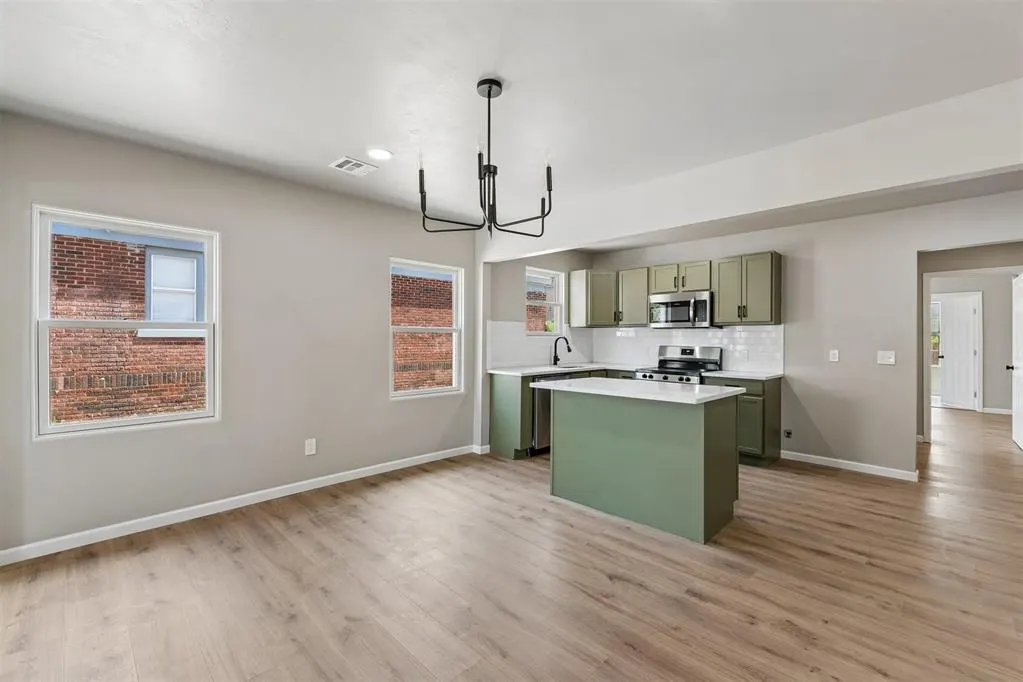 Photo 17 — 940 East Drive, Oklahoma City, OK 73105