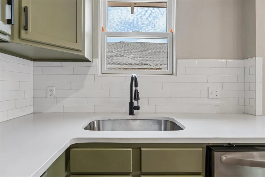 Photo 24 — 940 East Drive, Oklahoma City, OK 73105