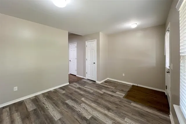 Photo 4 — 737 Christian Lane, Yukon, OK 73099