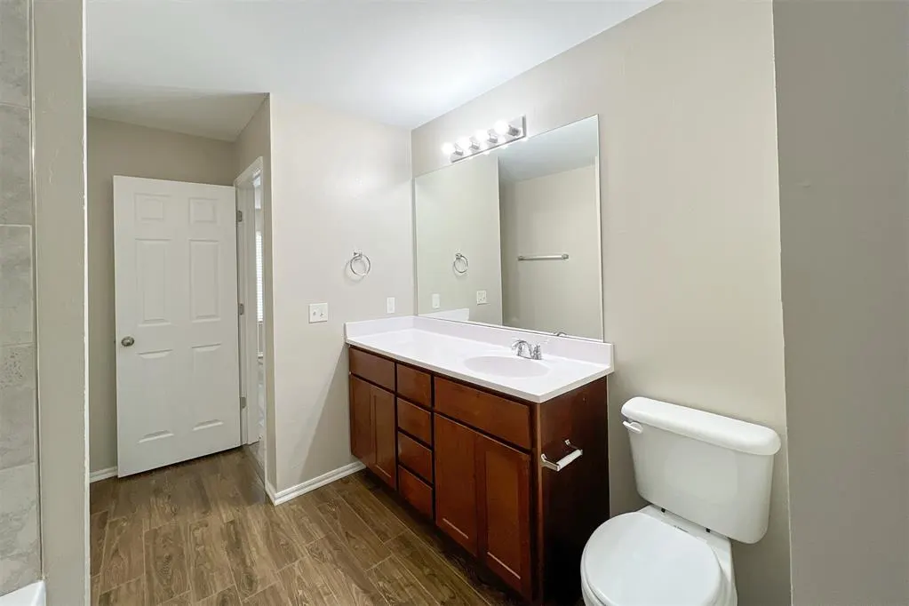 Photo 14 — 737 Christian Lane, Yukon, OK 73099