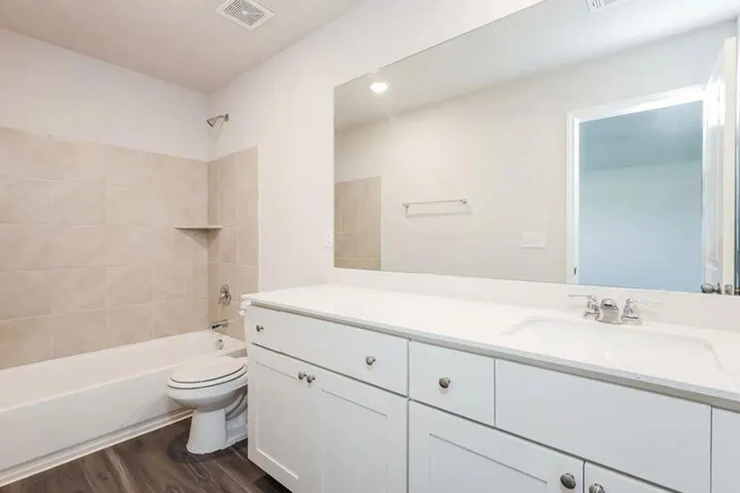 Photo 9 — 2504 Rosewood Lane, El Reno, OK 73036