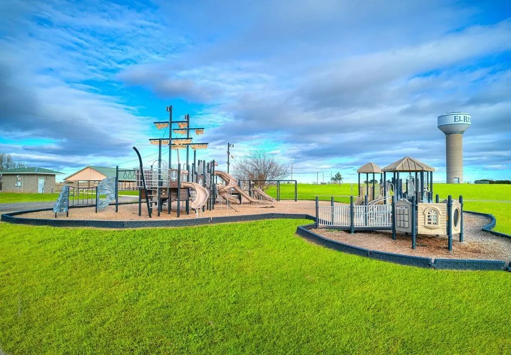Photo 15 — 2504 Rosewood Lane, El Reno, OK 73036