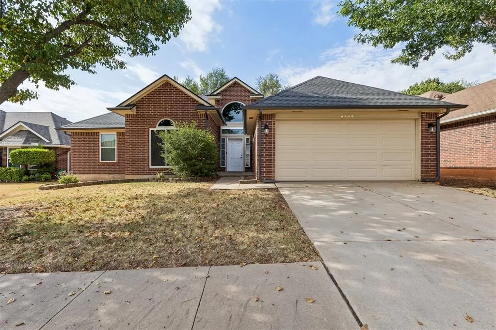 Photo 2 — 6704 NW 131st Street, Oklahoma City, OK 73142