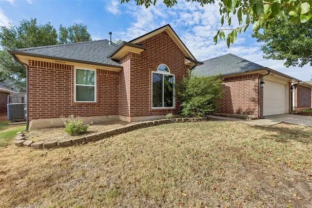 Photo 4 — 6704 NW 131st Street, Oklahoma City, OK 73142
