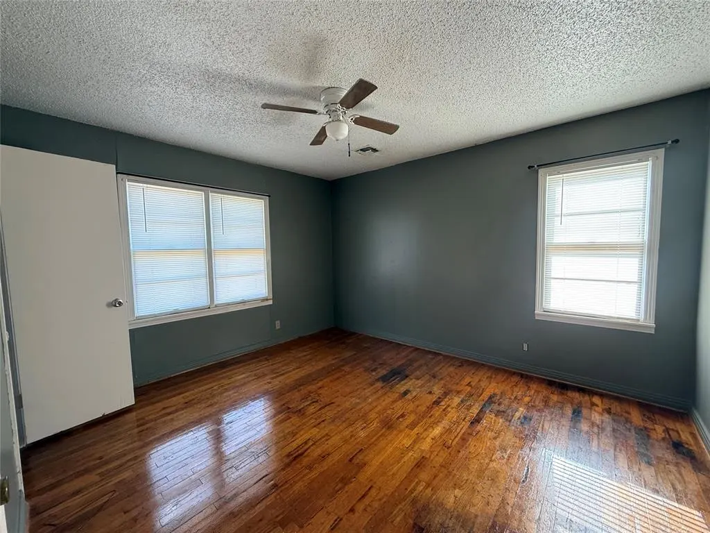 Photo 9 — 1501 N Crain Street, Altus, OK 73521