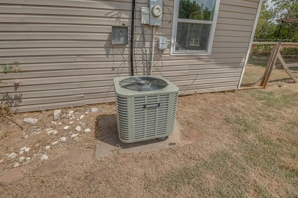 Photo 20 — 965 Cabin Road, Harrah, OK 73045
