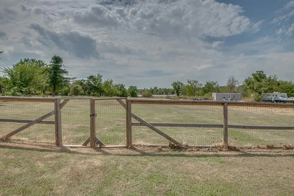 Photo 26 — 965 Cabin Road, Harrah, OK 73045