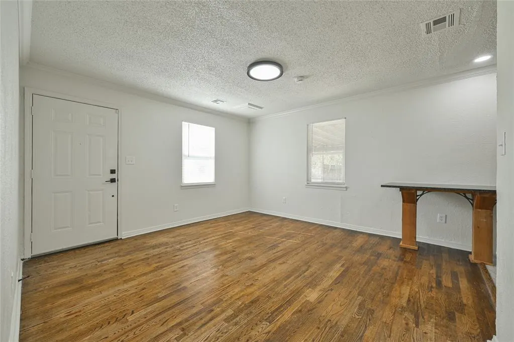 Photo 6 — 5600 N Donald Avenue, Warr Acres, OK 73122