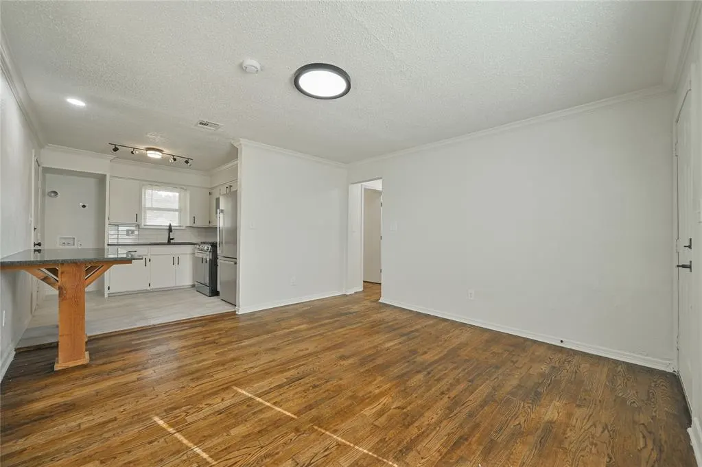 Photo 8 — 5600 N Donald Avenue, Warr Acres, OK 73122