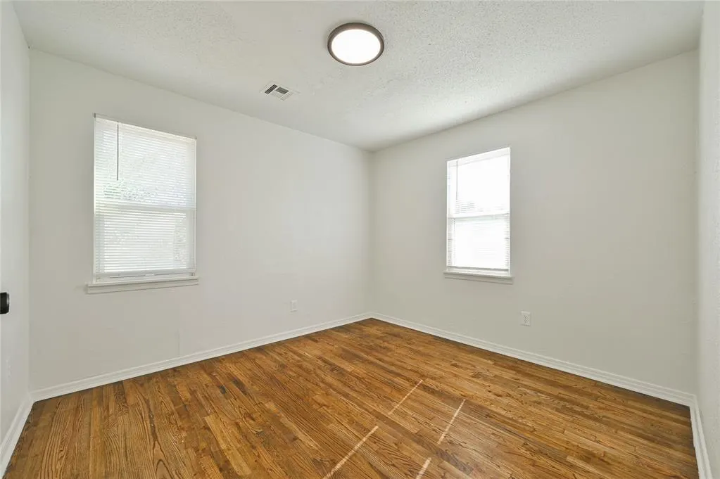 Photo 13 — 5600 N Donald Avenue, Warr Acres, OK 73122