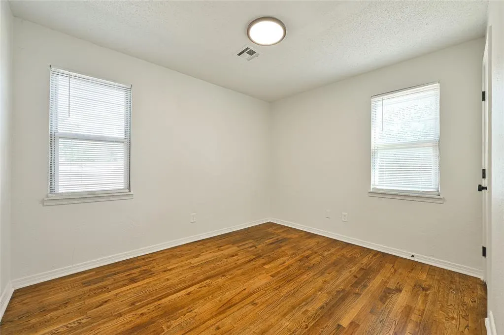 Photo 18 — 5600 N Donald Avenue, Warr Acres, OK 73122
