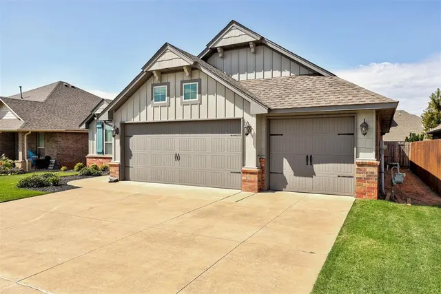 Photo 3 — 8117 NW 160th Street, Edmond, OK 73013