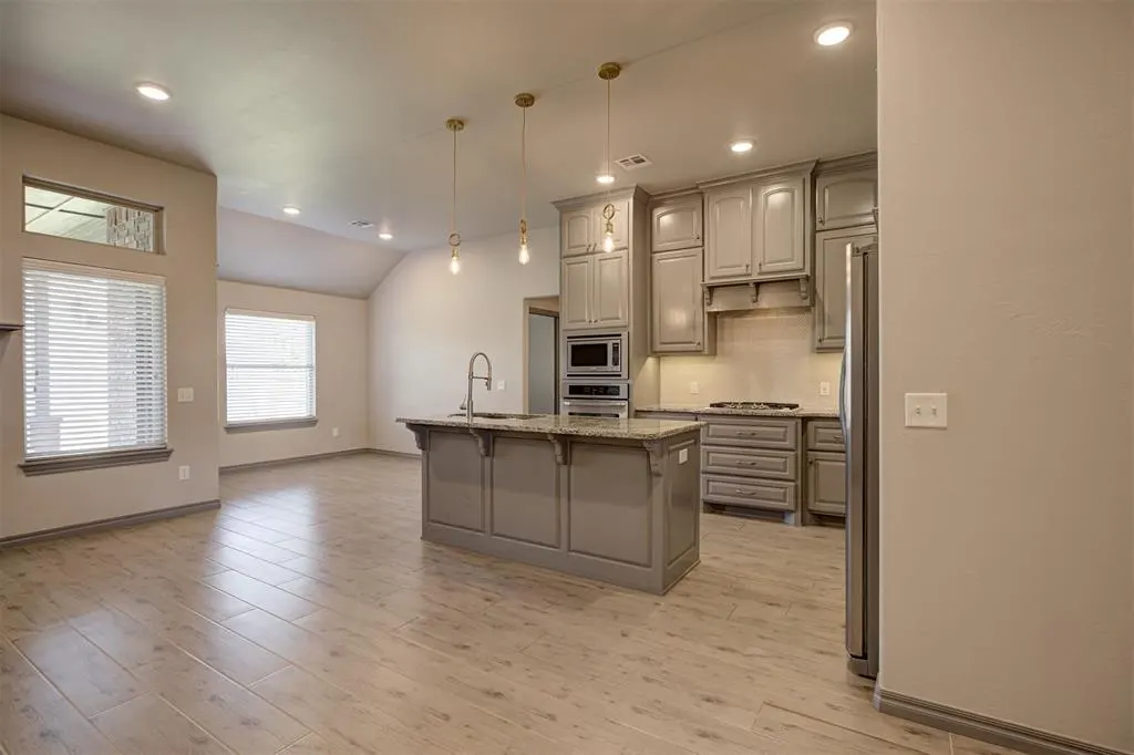 Photo 11 — 8117 NW 160th Street, Edmond, OK 73013