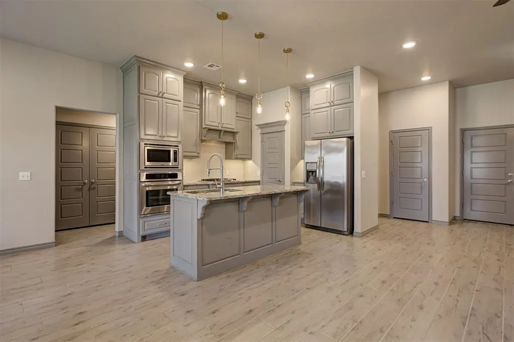 Photo 12 — 8117 NW 160th Street, Edmond, OK 73013