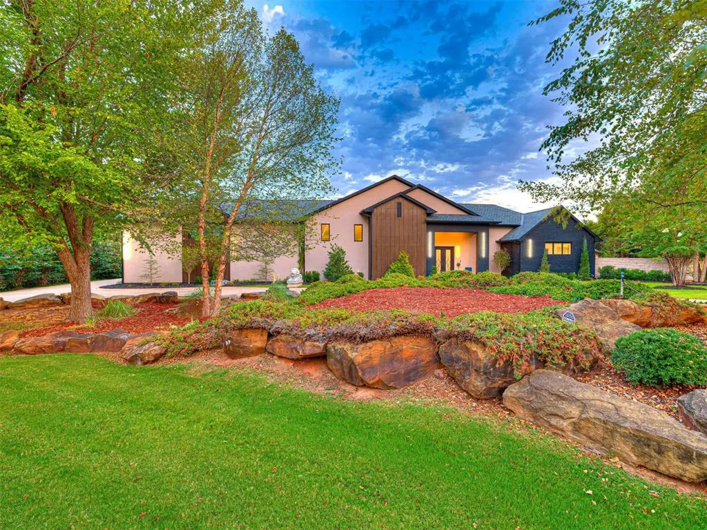 Front exterior — 5220 NE 131st Court, Edmond, OK 73013