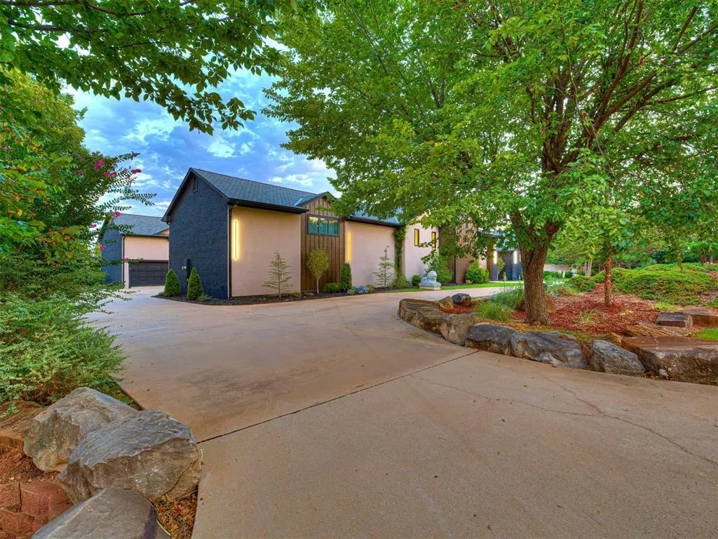 Photo 7 — 5220 NE 131st Court, Edmond, OK 73013
