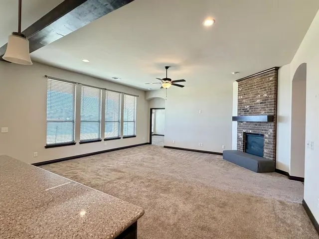 Photo 4 — 10432 NW 33rd Street, Yukon, OK 73099
