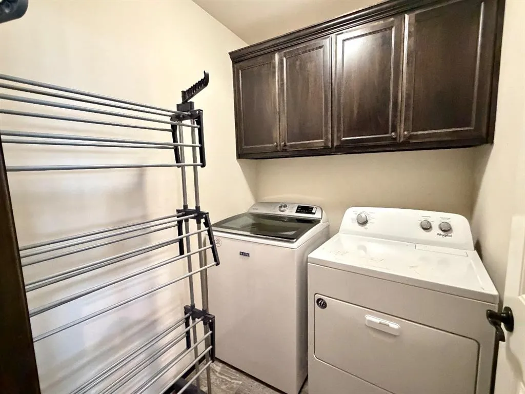 Photo 8 — 10432 NW 33rd Street, Yukon, OK 73099