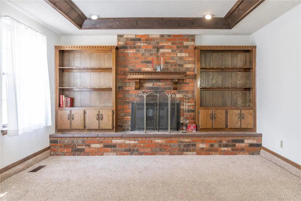 Photo 4 — 212 Americana Court, Norman, OK 73069