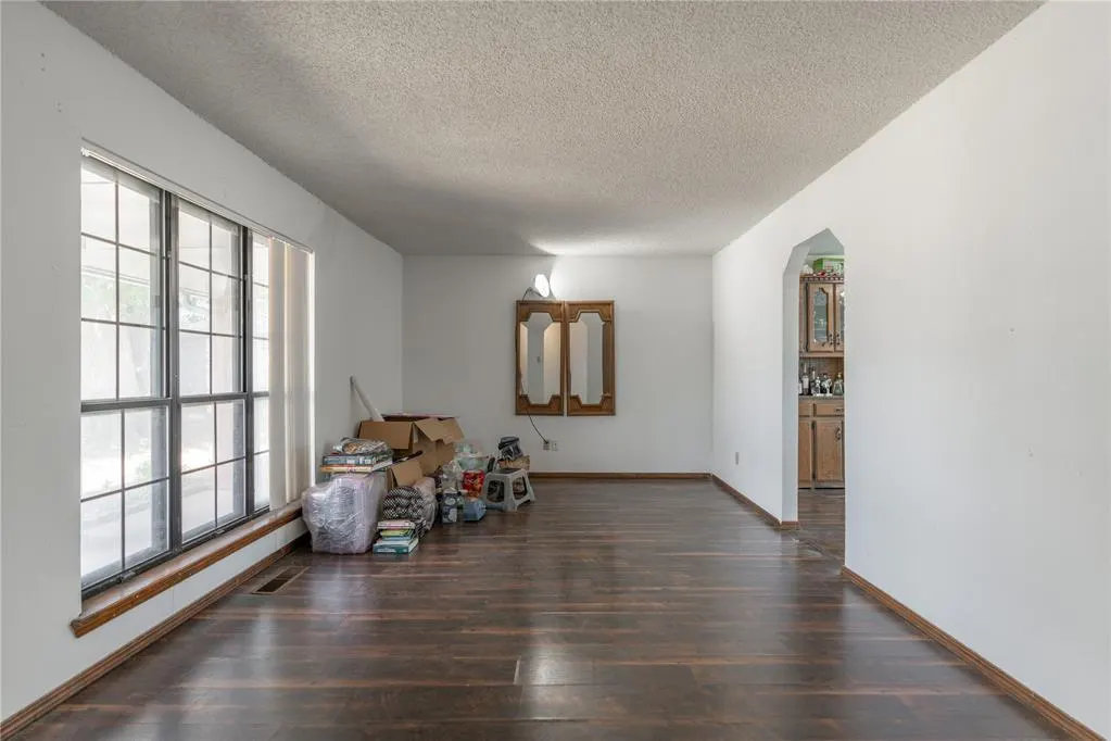 Photo 7 — 212 Americana Court, Norman, OK 73069