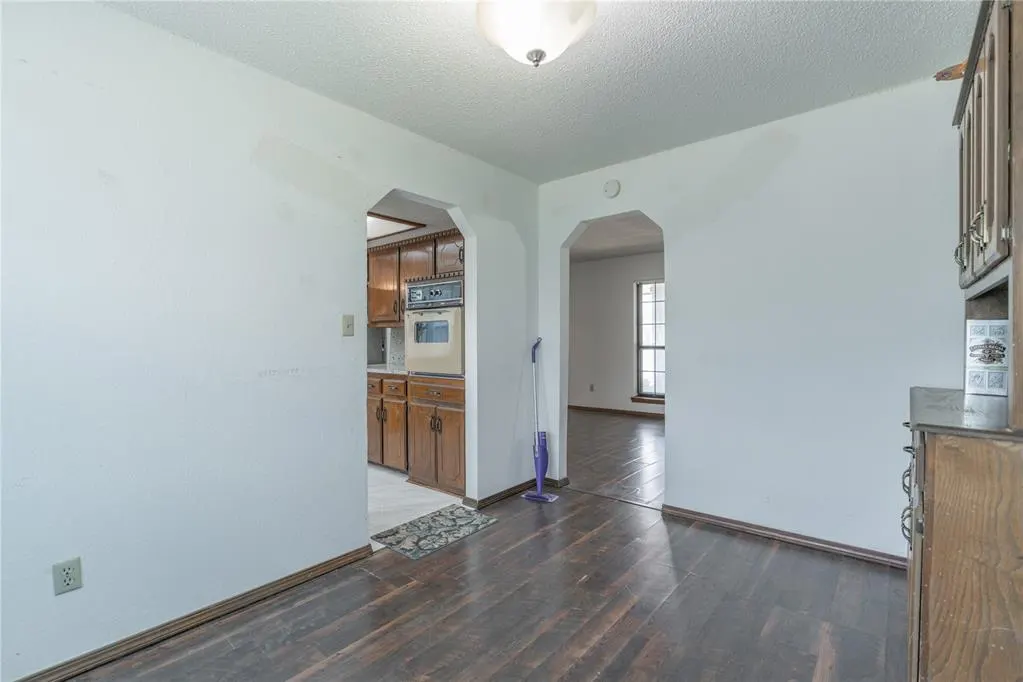 Photo 11 — 212 Americana Court, Norman, OK 73069