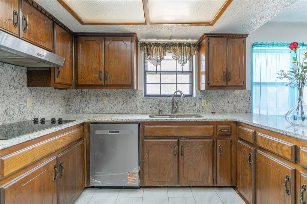 Photo 15 — 212 Americana Court, Norman, OK 73069