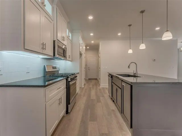 Photo 6 — 1325 Monterey Drive, Norman, OK 73072