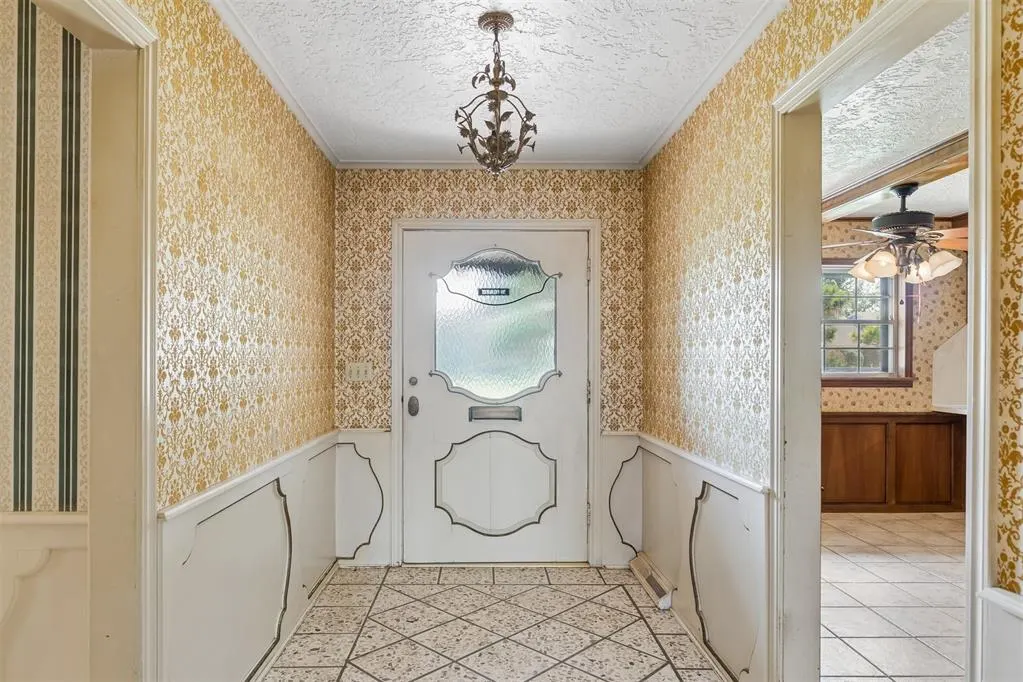 Photo 7 — 1527 Holliday Drive, Norman, OK 73069