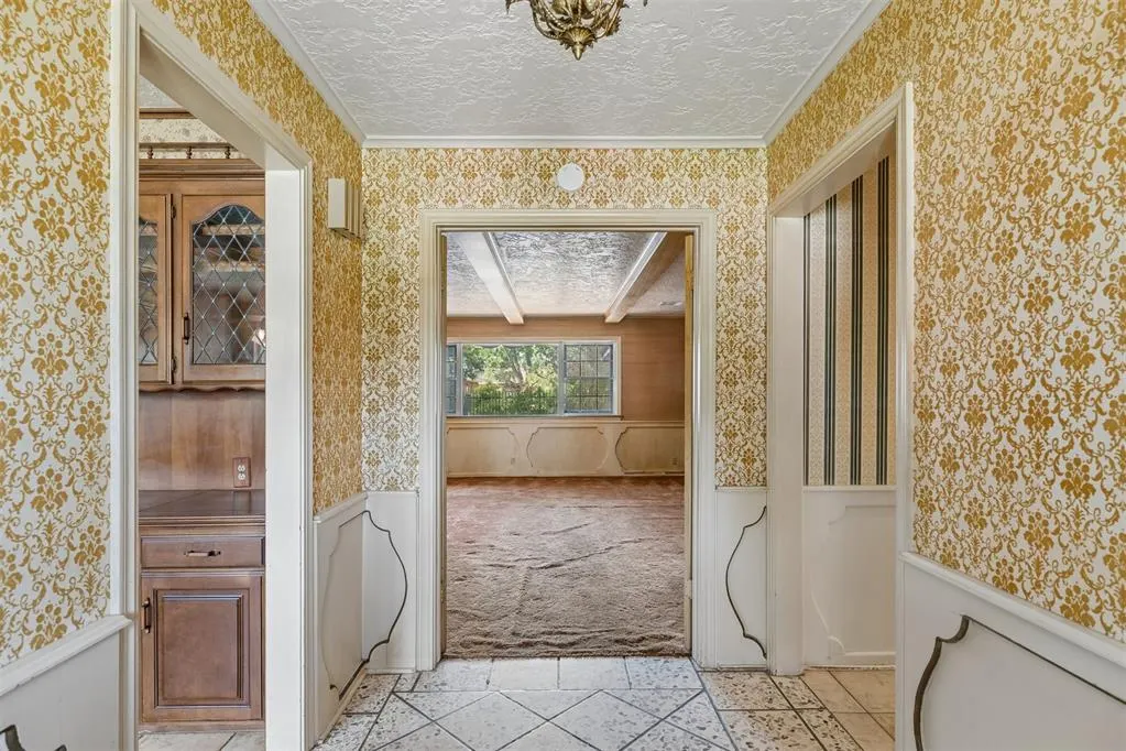 Photo 8 — 1527 Holliday Drive, Norman, OK 73069
