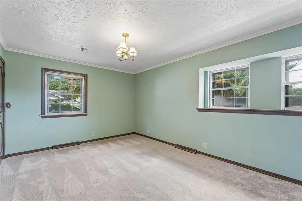 Photo 34 — 1527 Holliday Drive, Norman, OK 73069