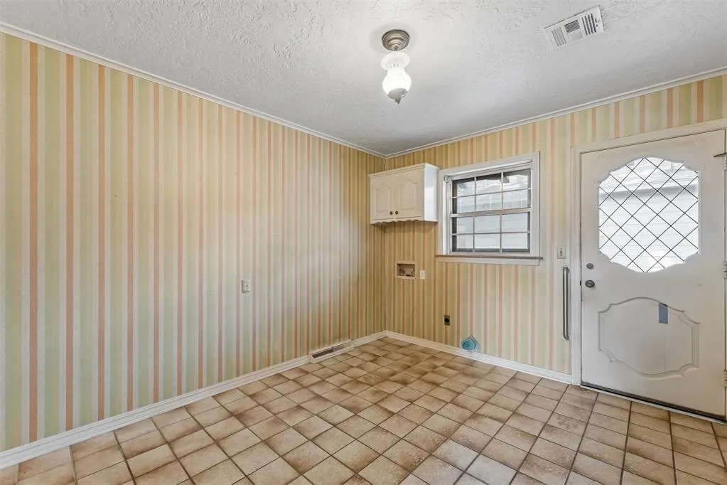 Photo 40 — 1527 Holliday Drive, Norman, OK 73069