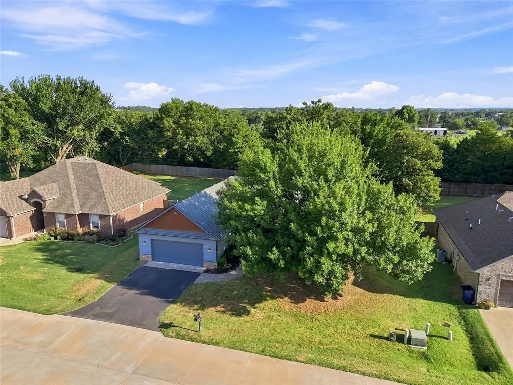 Photo 7 — 4824 W Oakcrest Road, Stillwater, OK 74075