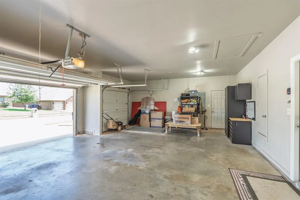Photo 39 — 8304 NW 159th Street, Edmond, OK 73013