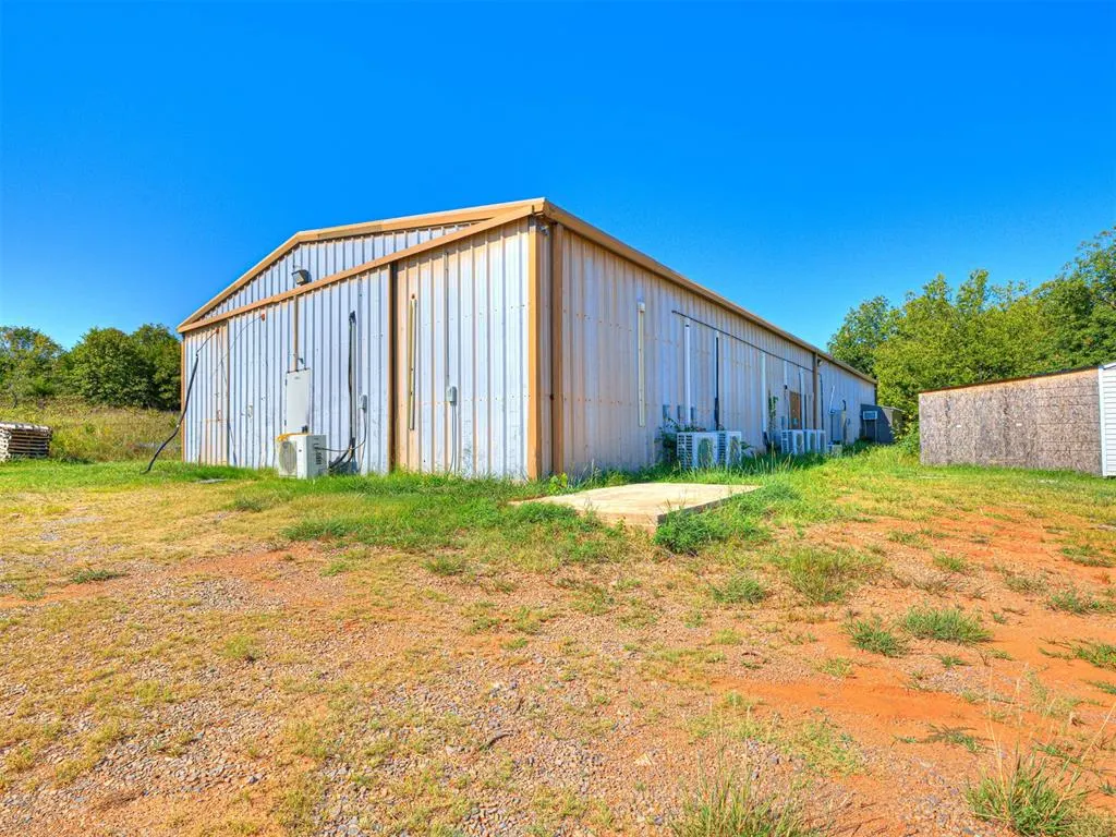 Photo 20 — 1201 E 15th Street, Chandler, OK 74834