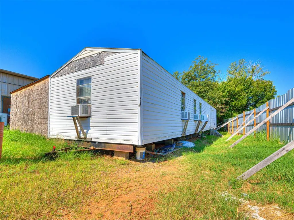 Photo 22 — 1201 E 15th Street, Chandler, OK 74834