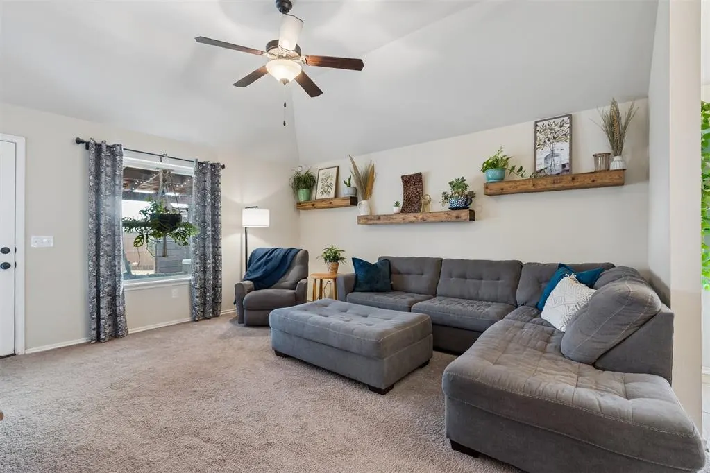 Photo 5 — 11024 NW 95th Street, Yukon, OK 73099