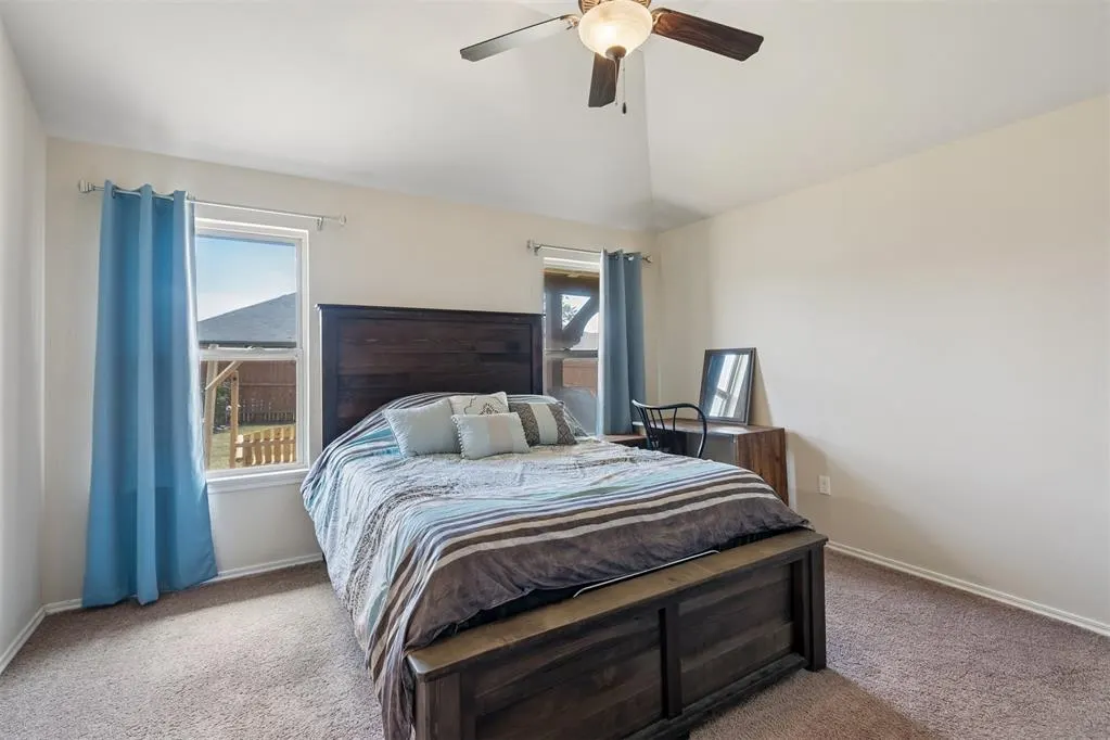Photo 17 — 11024 NW 95th Street, Yukon, OK 73099