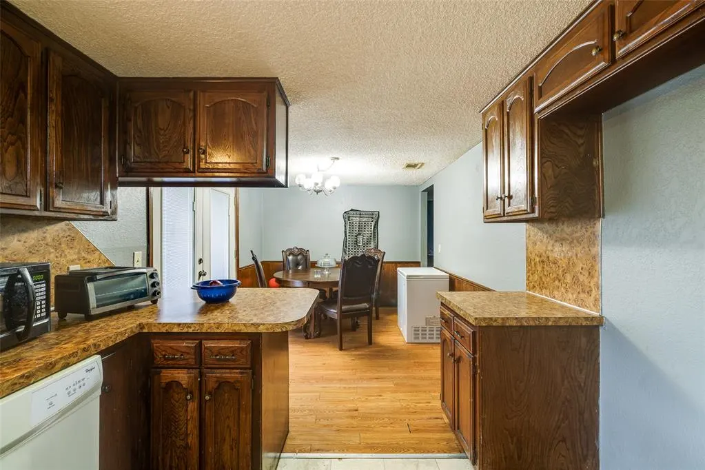 Photo 20 — 628 Baer Drive, Moore, OK 73160